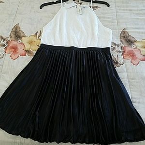 NWT Dress Size XL Speechless